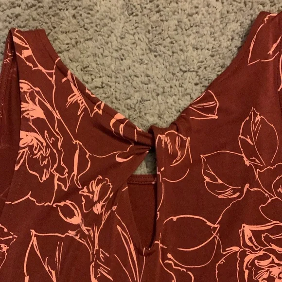 Tank - Picture 6 of 8